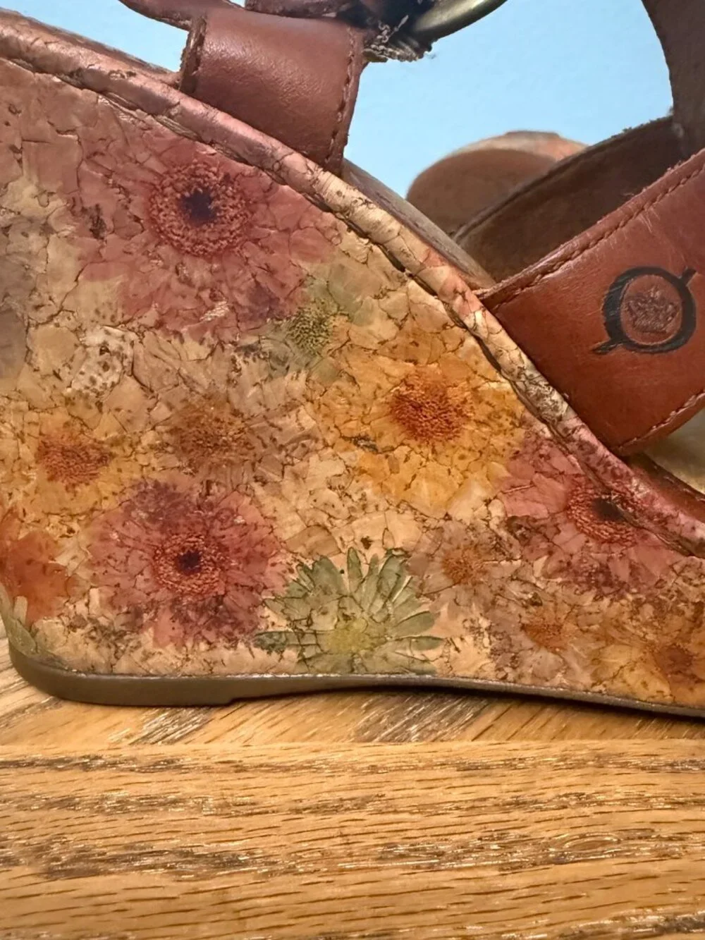 Born Brown Leather Sandals Multicolor Floral Cork 4.25 Inch Wedge Heels